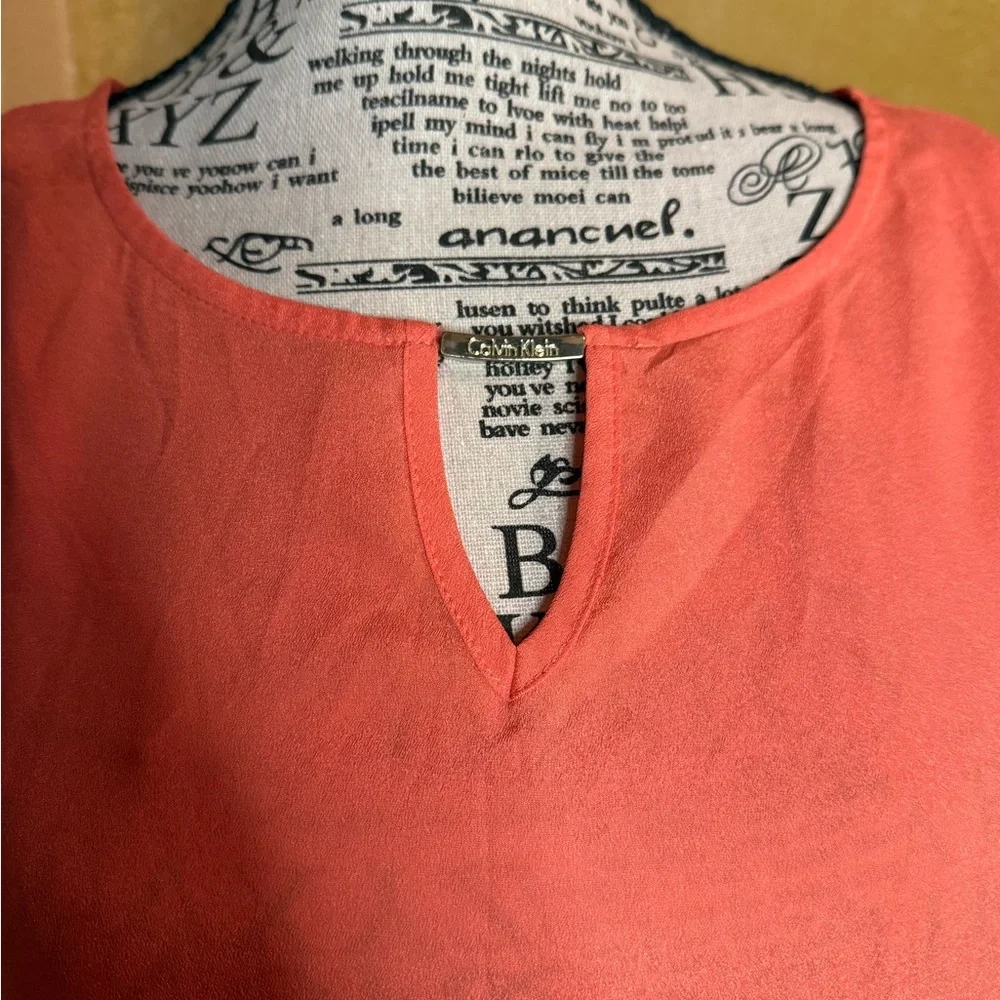 Calvin Klein Coral Women's Top - Picture 2 of 4
